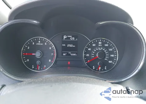 2017 Kia Forte Lx z USA, uszkodzony, nr VIN 3KPFK4A76HE161026